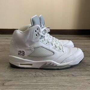 Jordan 5 Retro Metallic White (2015) 136027-130 Size 13